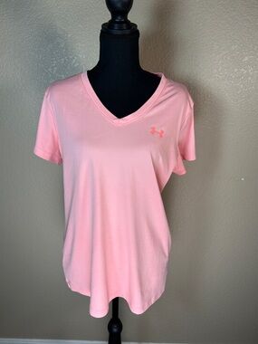 Under Armour Light Peach Short Sleeve Athletic Shirt – Size Large